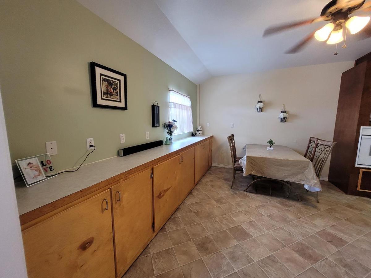 Tesla'S Lake Escape Onalaska Exterior foto